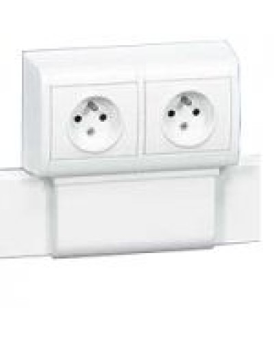 Рамка Mosaic Legrand 031621 в Северодвинске Аксессуары для кабель-канала Pintop.ru